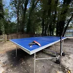 Дом отдыха La Roque Insolite 20 *
