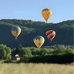 Дом отдыха La Roque Insolite 20 Calviac-en-Perigord