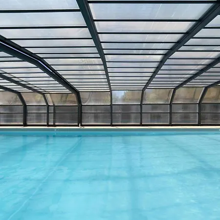 20 La Roque Insolite Feriehus *